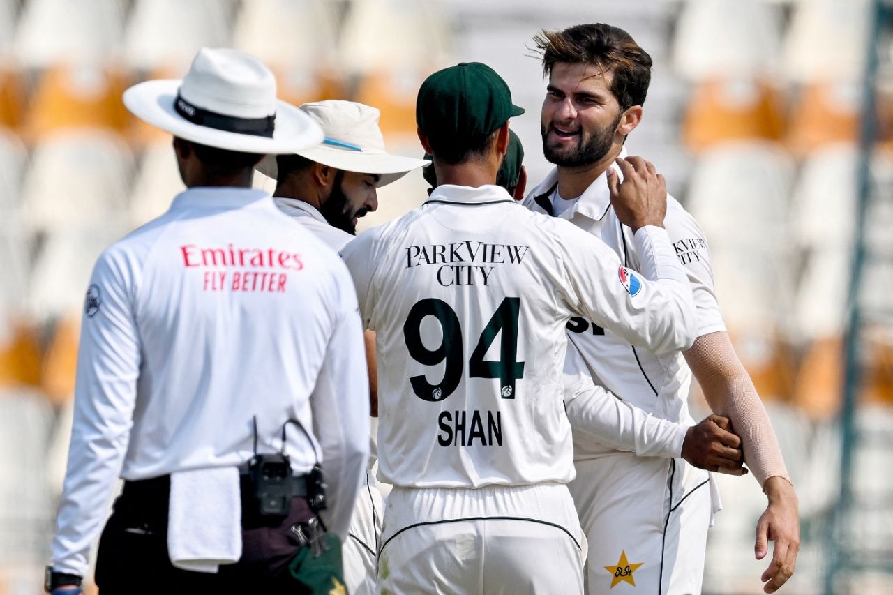 Shaheen Shah Afridi celebrates after getting rid of Zak Crawley, Pakistan vs England, 1st Test, Multan, 3rd day, October 9, 2024