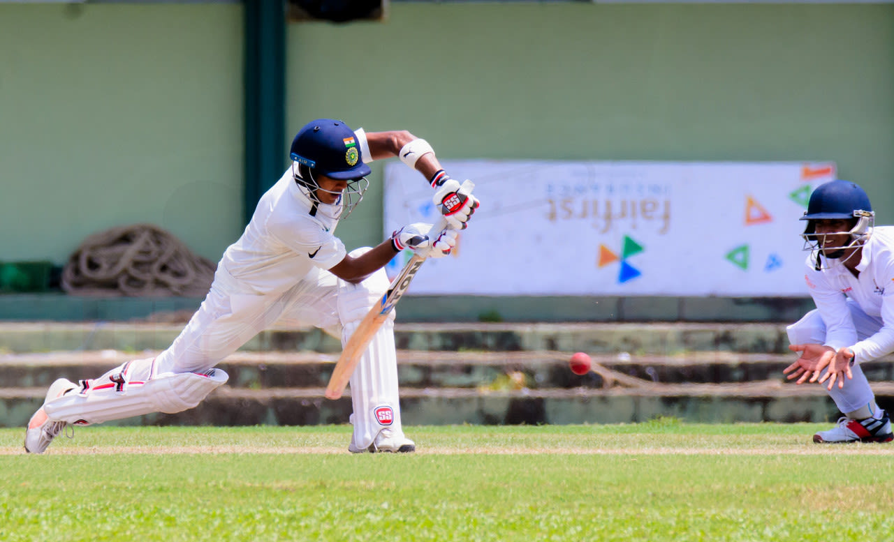 Arun Juyal plays a defensive shot, 2002