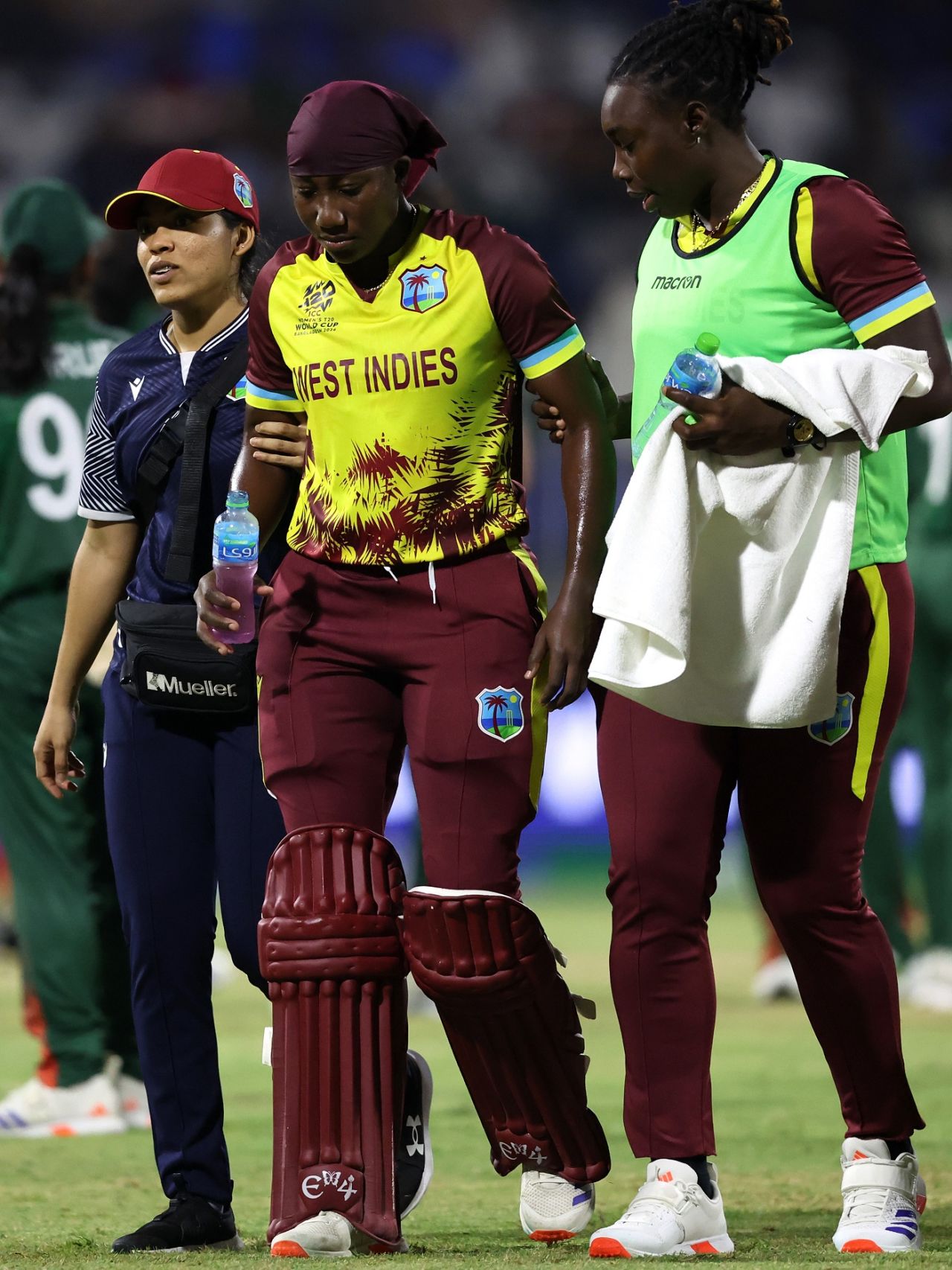 Stafanie Taylor had to retire hurt after hobbling for a long while, Bangladesh vs West Indies, Women's T20 World Cup, Sharjah, October 10, 2024