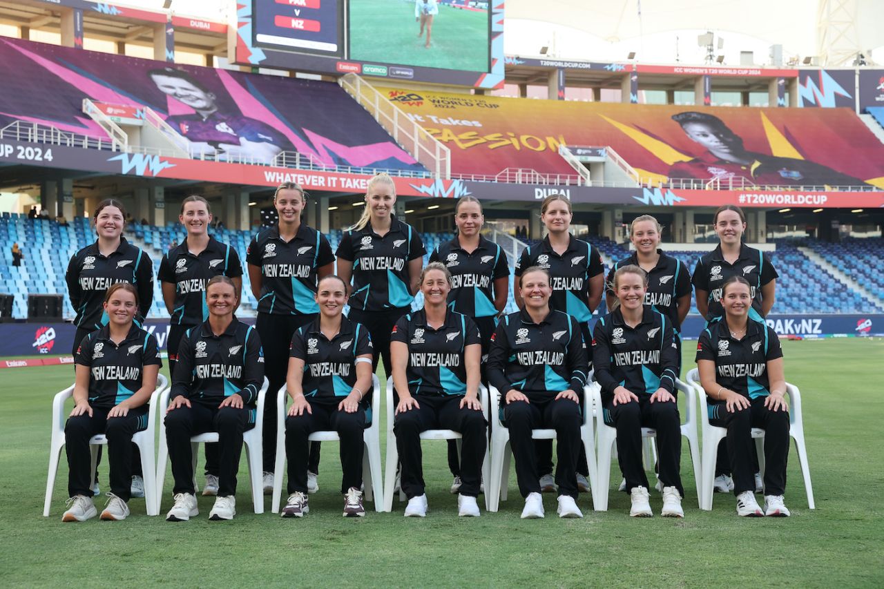 New Zealand's squad for the 2024 T20 World Cup pose for a picture, New Zealand vs Pakistan, Women's T20 World Cup, Dubai, October 14, 2024