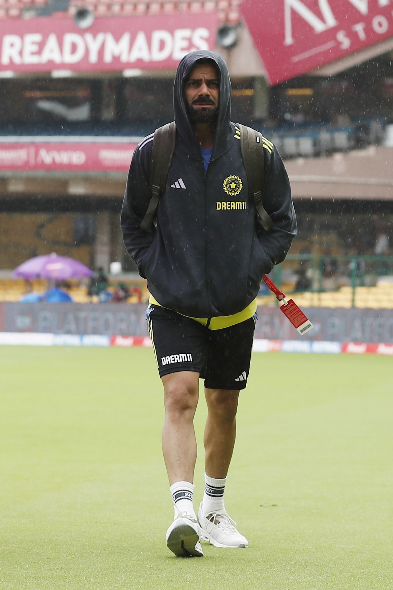 Virat Kohli looks on as the rain comes down, India vs New Zealand, 1st Test, Bengaluru, 1st day, October 16, 2024