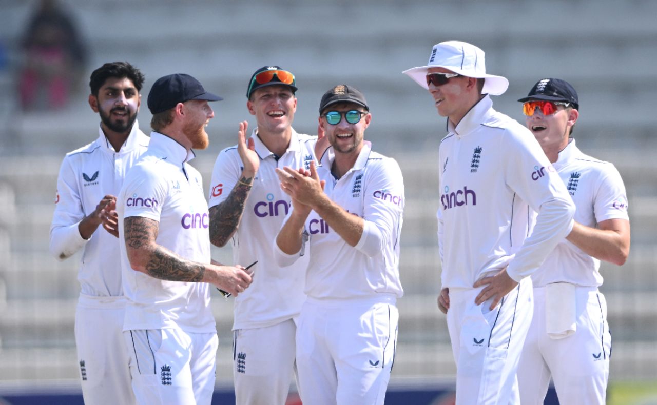 Shoaib Bashir removed Abdullah Shafique via a review, Pakistan vs England, 2nd Test, Multan, 3rd day, October 17, 2024