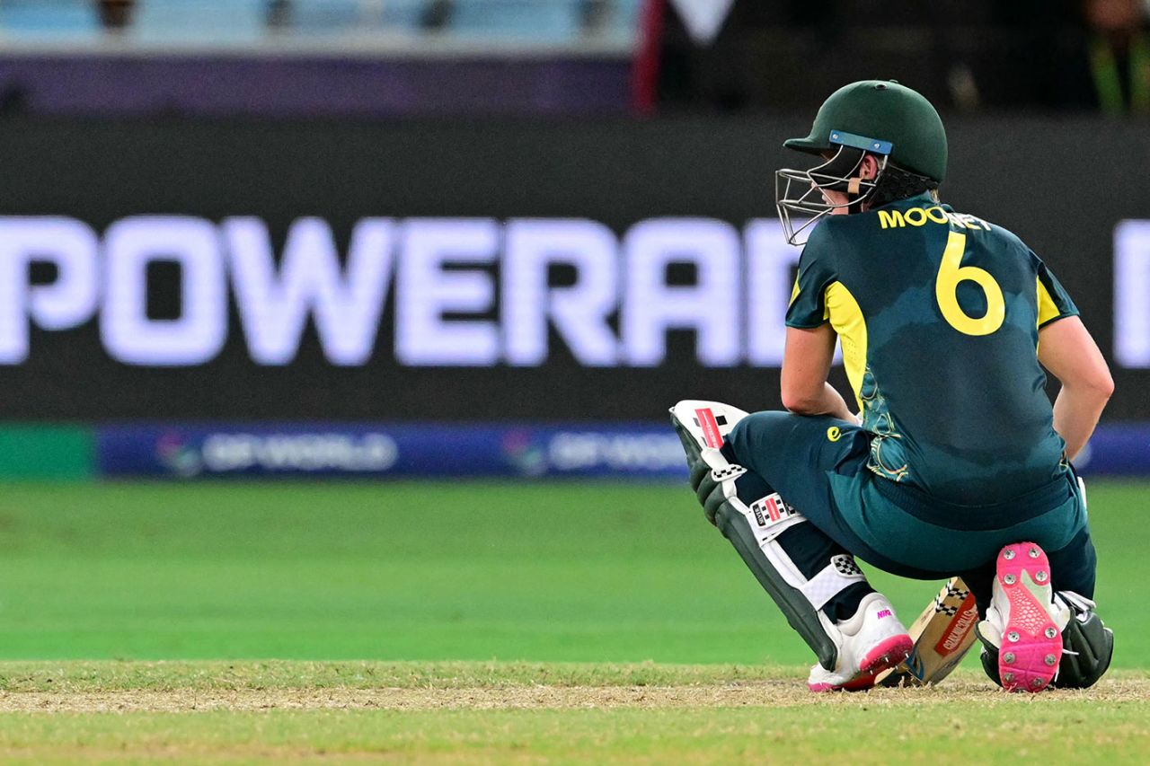Beth Mooney reacts to being run out, Australia vs South Africa, semi-final, Dubai, Women's T20 World Cup, October 17, 2024