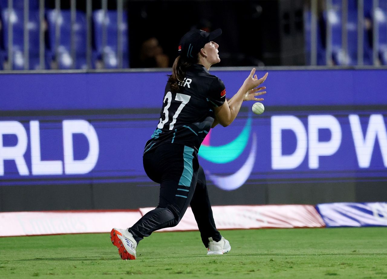 Rosemary Mair dropped Deandra Dottin on 7, New Zealand vs West Indies, Sharjah, Women's T20 World Cup, October 18, 2024