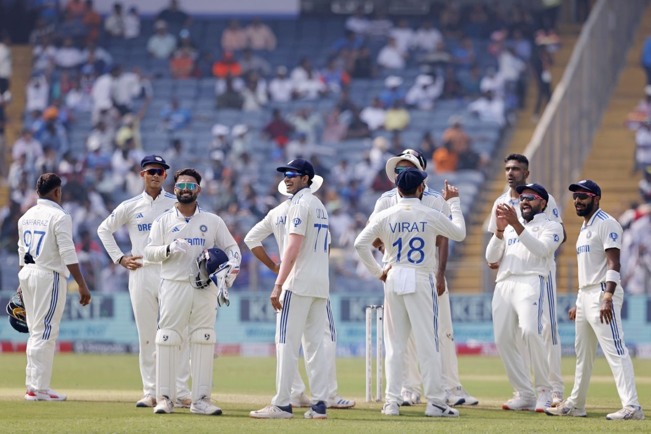 The Indians are a happy bunch after getting a review right, India vs New Zealand, 2nd Test, Pune, October 24, 2024