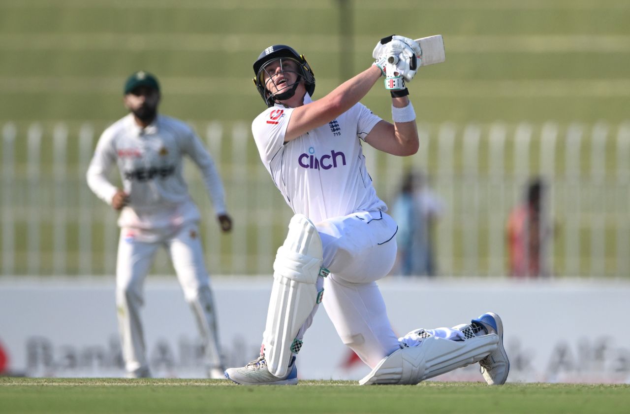 Jamie Smith hits out during his six-laden innings of 89, Pakistan vs England, 3rd Test, Rawalpindi, 1st day, October 24, 2024