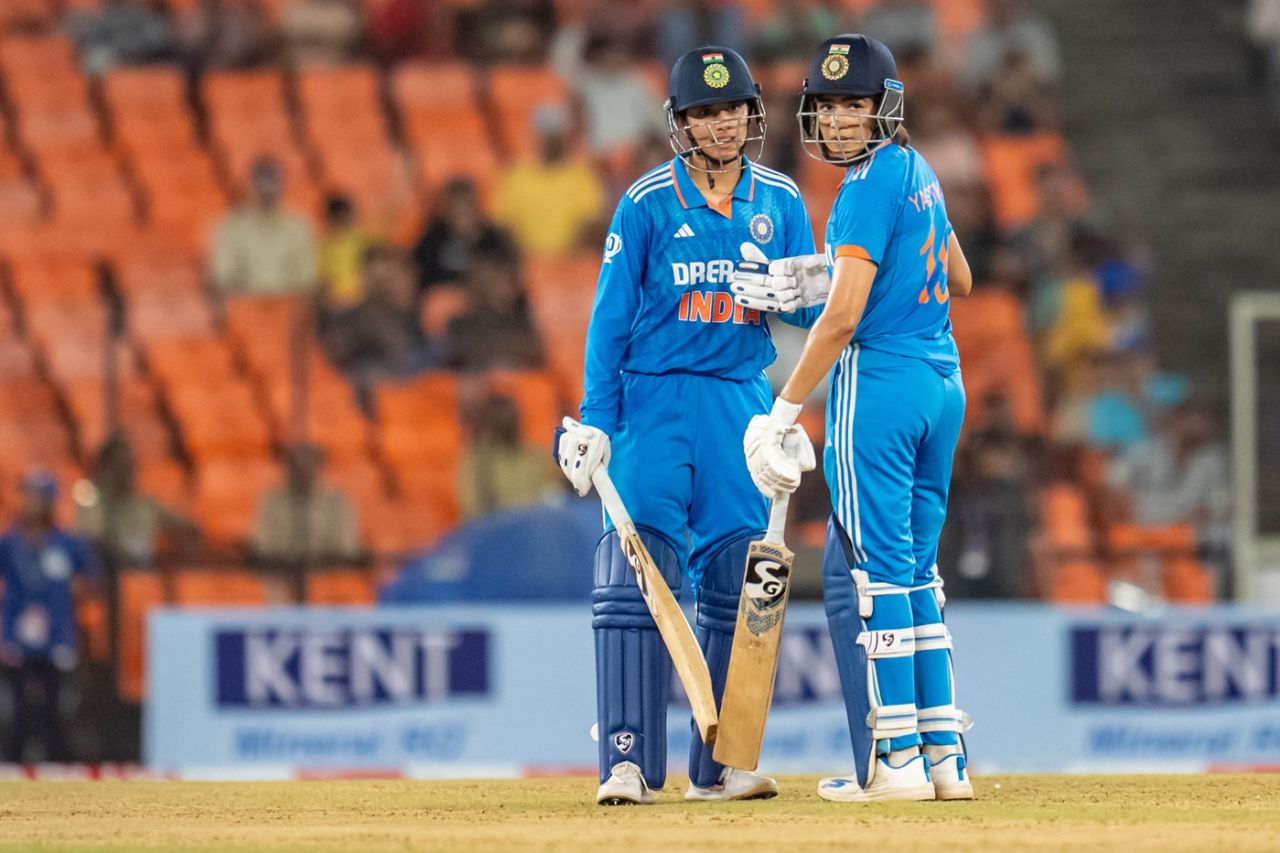 Smriti Mandhana and Yastika Bhatia put up a 76-run stand, India vs New Zealand, 3rd Women's ODI, Ahmedabad, October 29, 2024