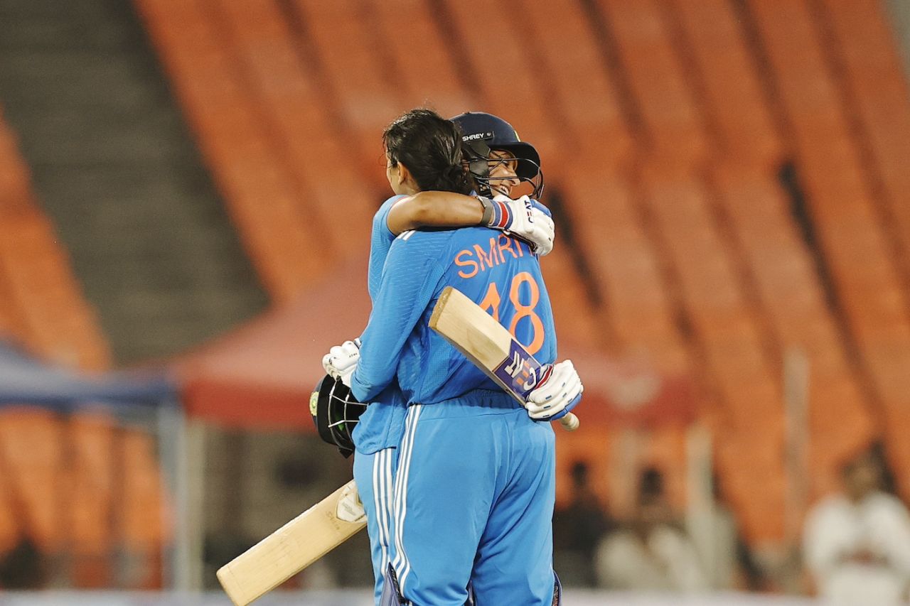 Smriti Mandhana is congratulated by Harmanpreet Kaur upon reaching her century, India vs New Zealand, 3rd ODI, Ahmedabad, October 29, 2024