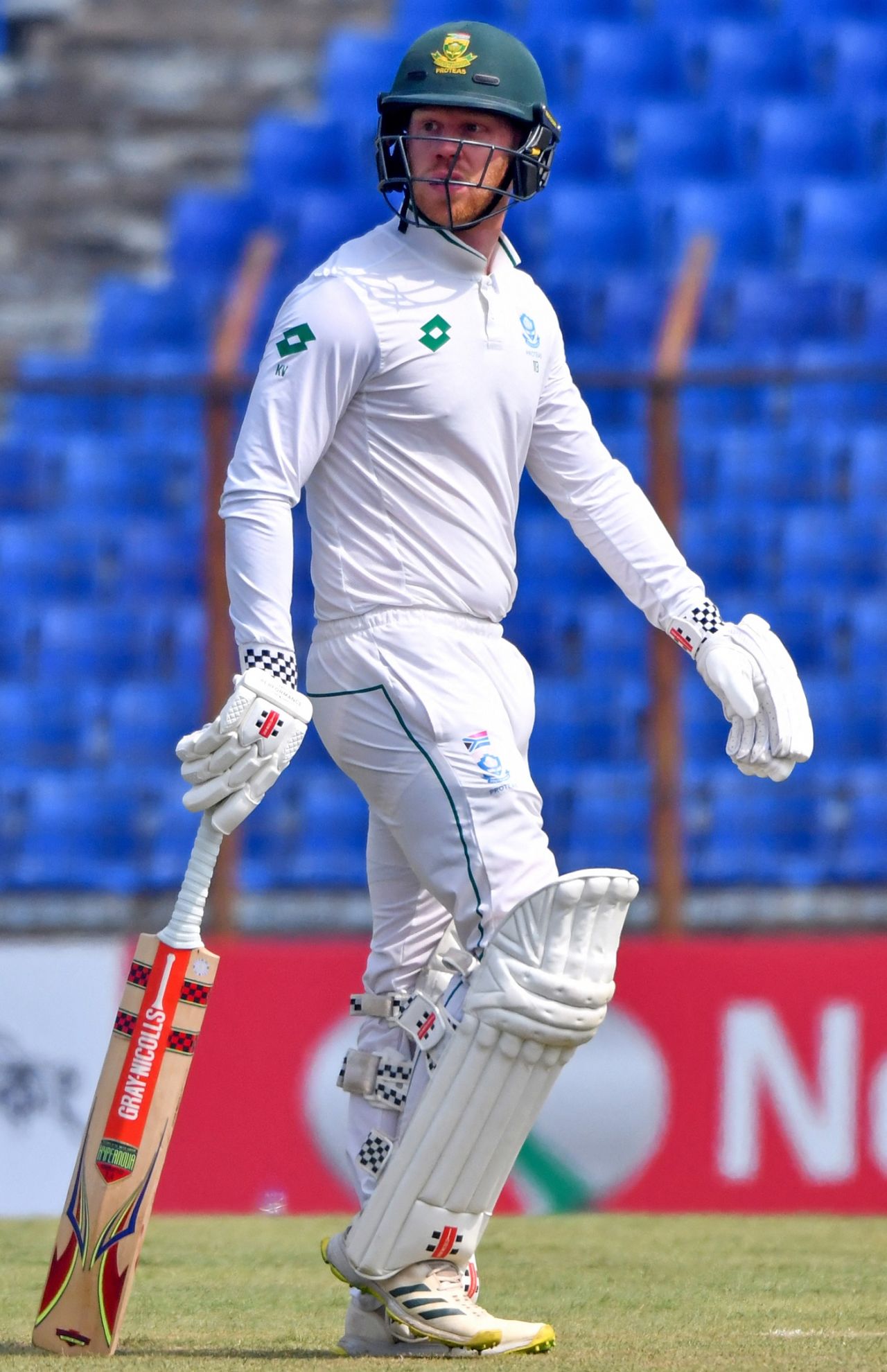 Kyle Verreynne was dismissed for a three-ball duck, Bangladesh vs South Africa, 2nd Test, 2nd day, Chattogram, October 30, 2024