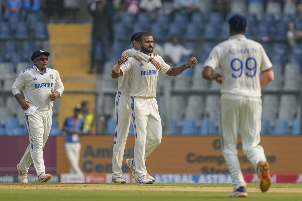 Akash Deep trapped Devon Conway lbw, India vs New Zealand, 3rd Test, Mumbai, 1st day, November 1, 2024