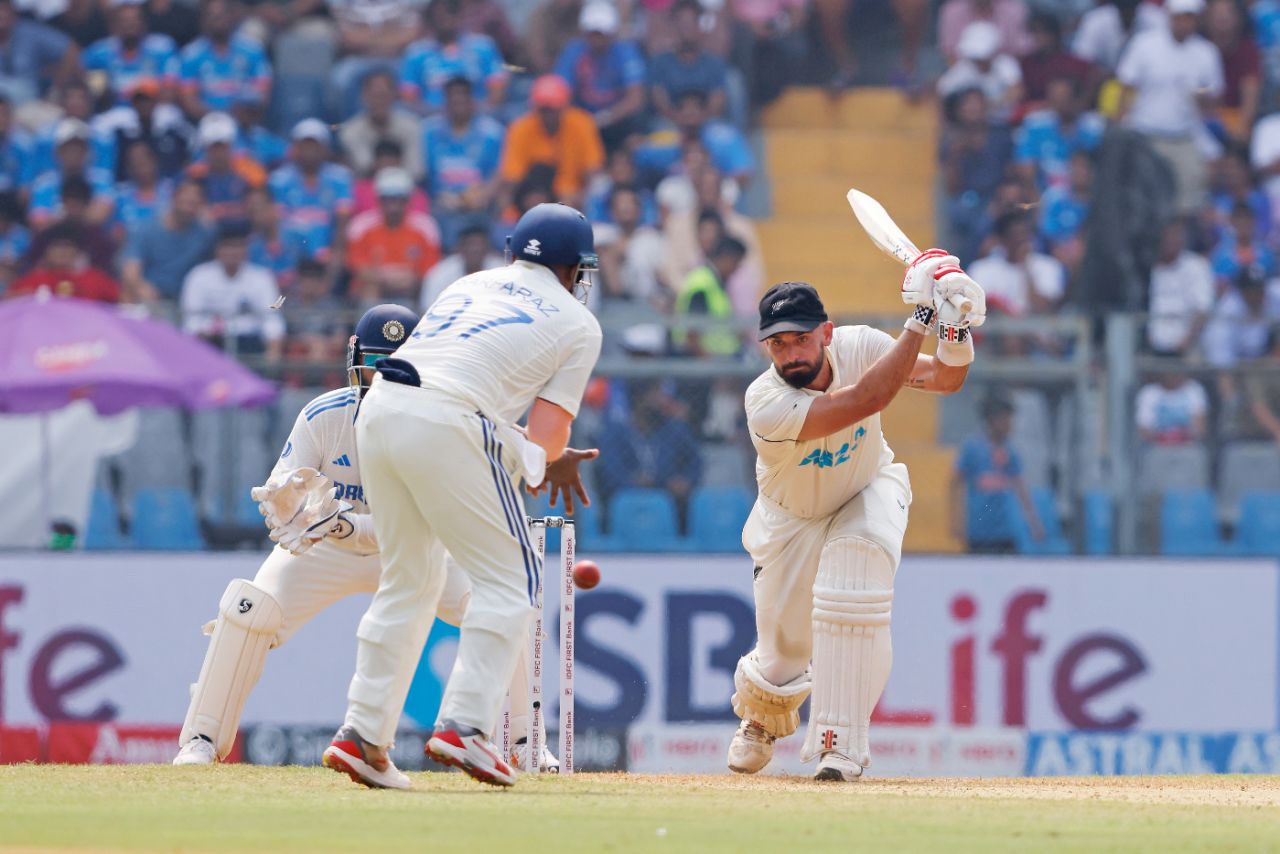 Daryl Mitchell got his eye in, India vs New Zealand, 3rd Test, Mumbai, 1st day, November 1, 2024