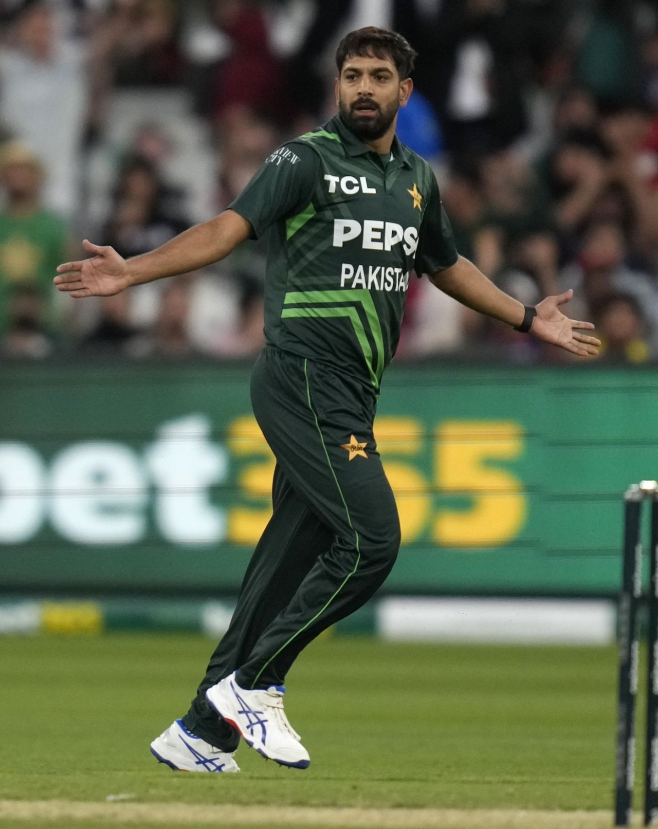 Haris Rauf sent back the settled Steven Smith, Australia vs Pakistan, 1st ODI, Melbourne, November 4, 2024