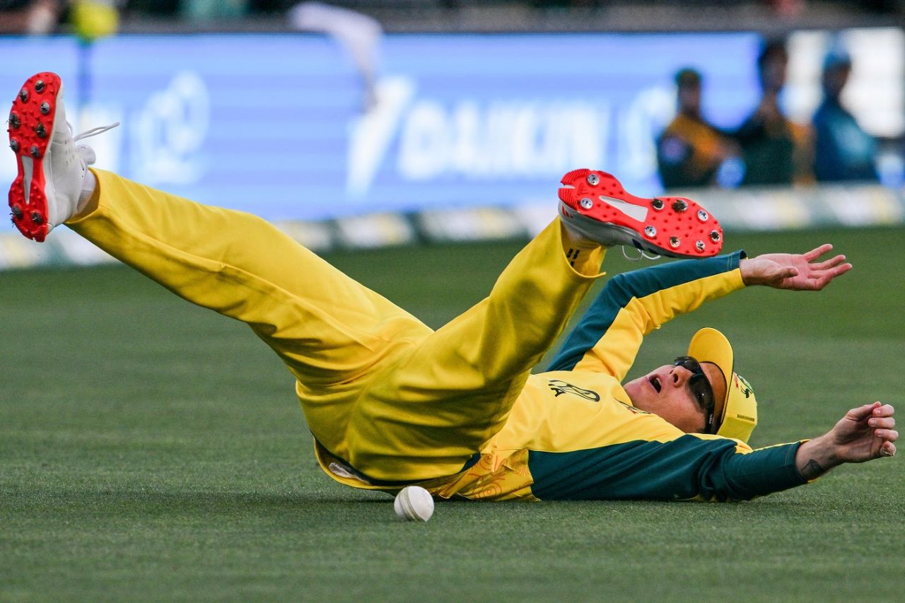 Adam Zampa was flat on his back as he unsuccessfully scrambled to hold on to a catch, Australia vs Pakistan, 2nd ODI, Adelaide, November 8, 2024