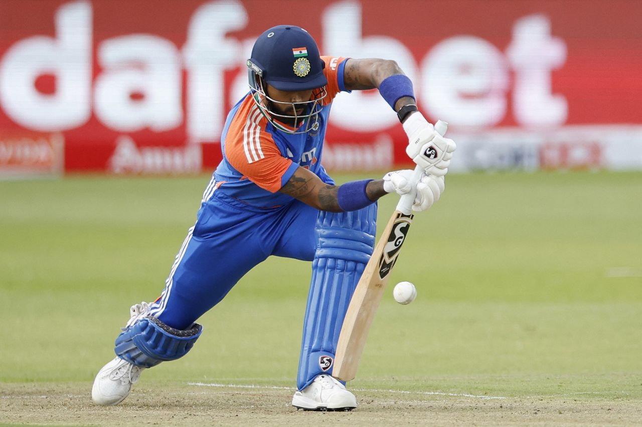 Hardik Pandya defends off the front foot, South Africa vs India, 2nd T20I, Gqeberha, November 10, 2024