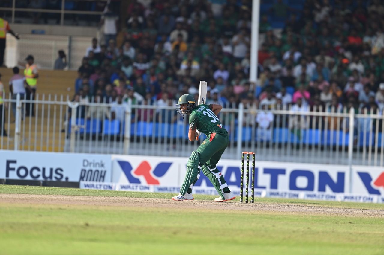 Mahmudullah steadied Bangladesh with his fifty, Afghanistan vs Bangladesh, 3rd ODI, Sharjah, November 11, 2024