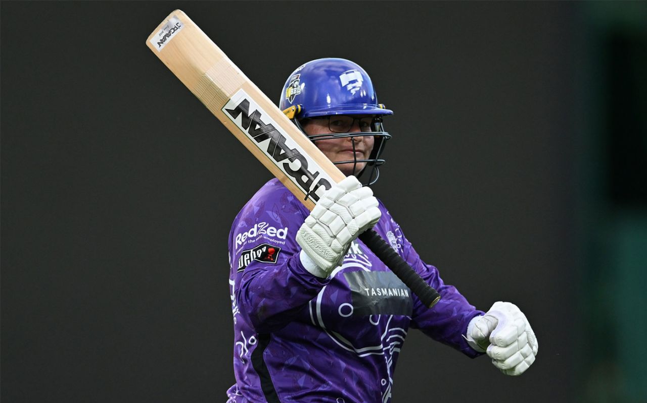 Lizelle Lee brought up her second consecutive century, Hobart Hurricanes vs Adelaide Strikers, WBBL, Hobart, November 13, 2024