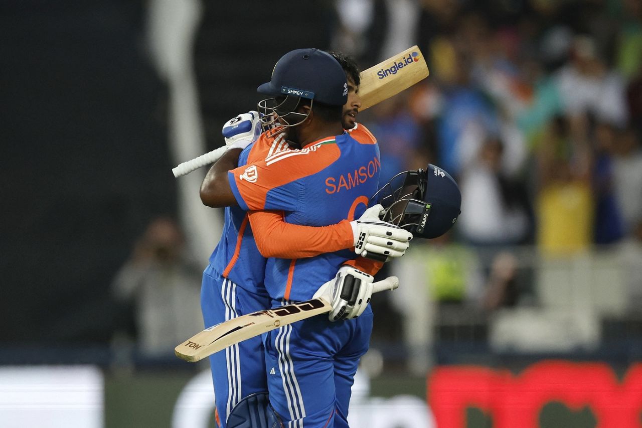 Tilak Varma celebrates his century with Sanju Samson, South Africa vs India, 4th T20I, Johannesburg, November 15, 2024