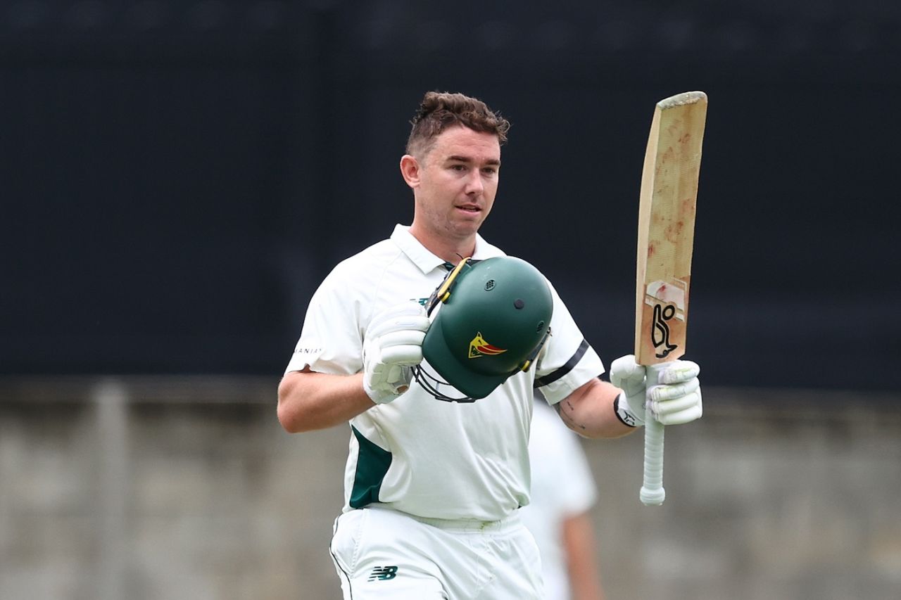 Jake Doran brought up a quick century, Queensland vs Tasmania, 2nd day, Brisbane, November 16, 2024
