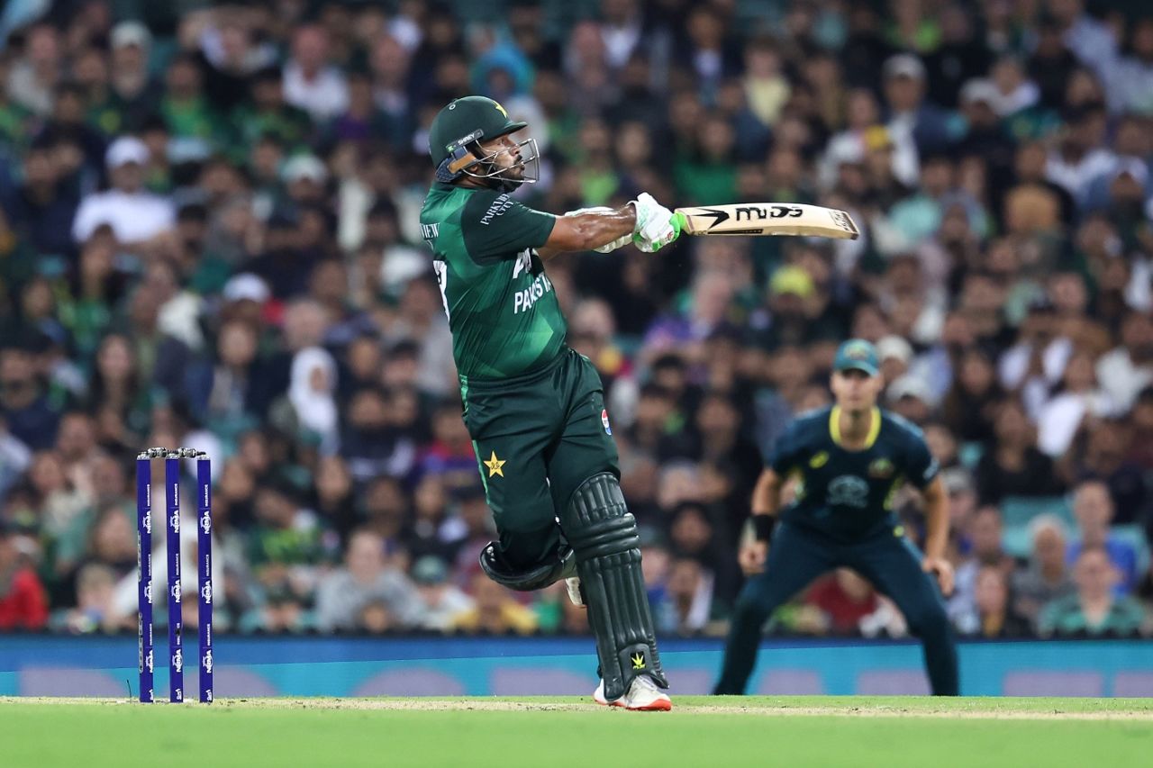 Usman Khan battled with a crucial half-century, Australia vs Pakistan, 2nd T20I, Sydney, November 16, 2024