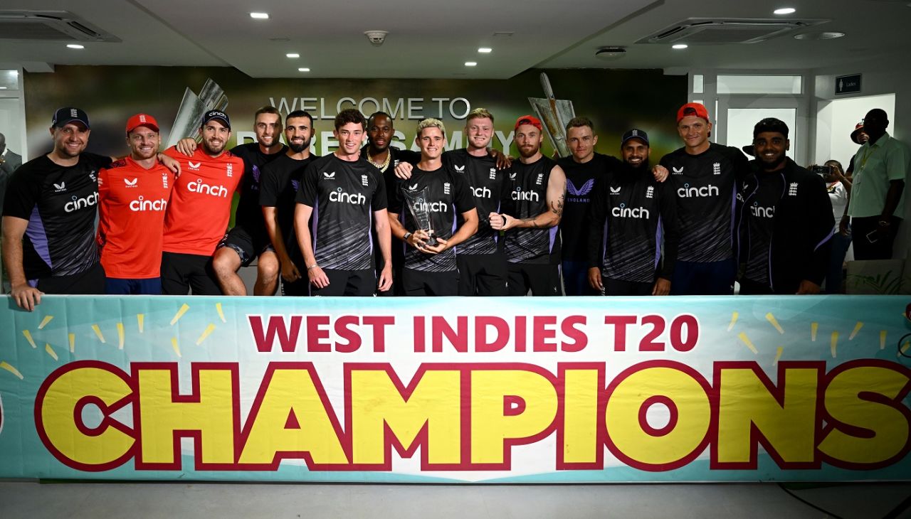England pose with their T20 trophy, West Indies vs England, 5th T20I, Saint Lucia, November 17, 2024