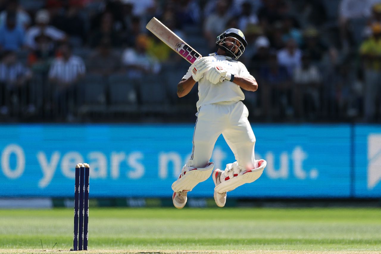 Nitish Kumar Reddy deals with the bounce at Perth Stadium, you figure how, Australia vs India, 1st Test, Perth, 1st day, November 22, 2024