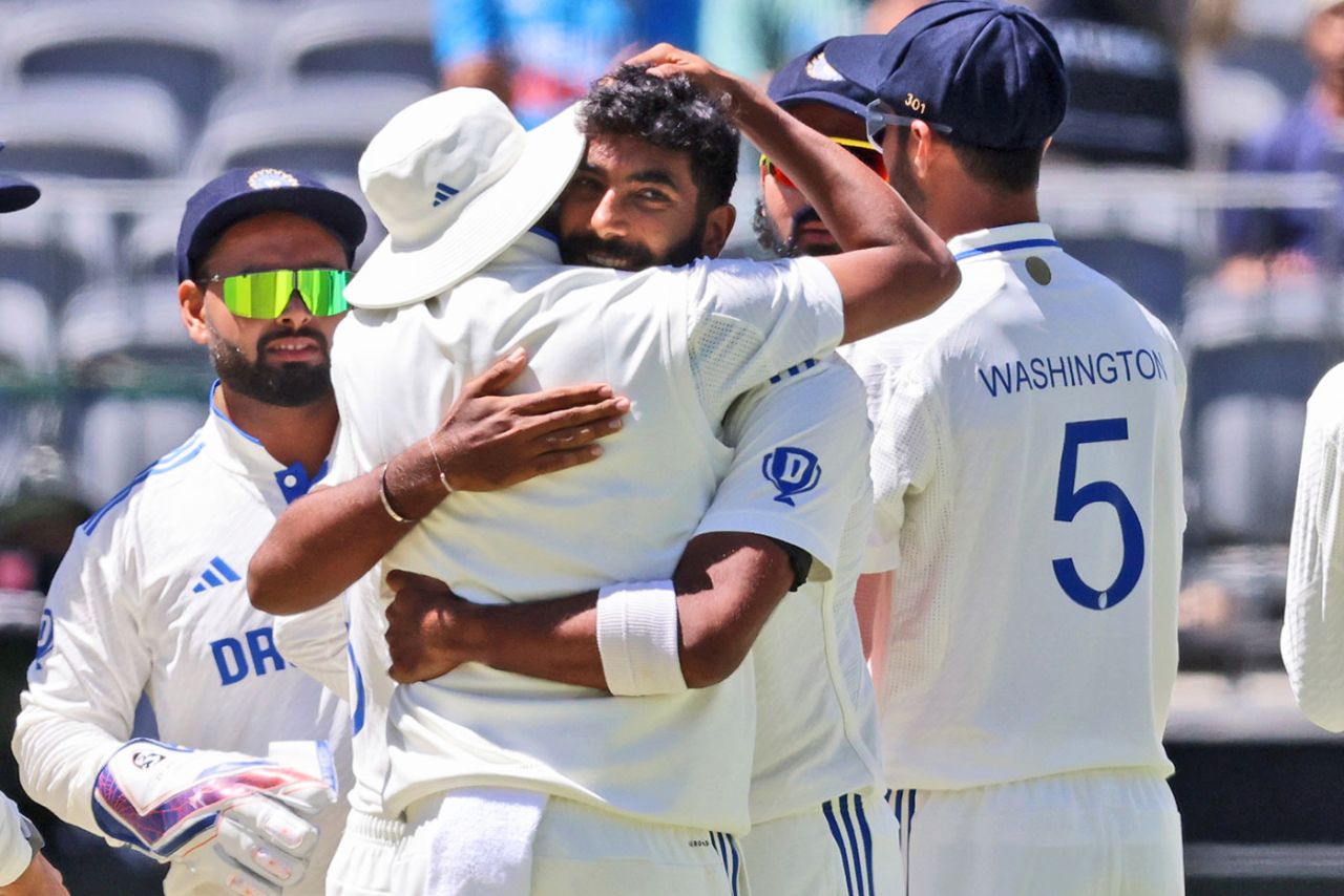 Well bowled, skipper: Jasprit Bumrah gets a hug, Australia vs India, 1st Test, Perth, 2nd day, November 23, 2024