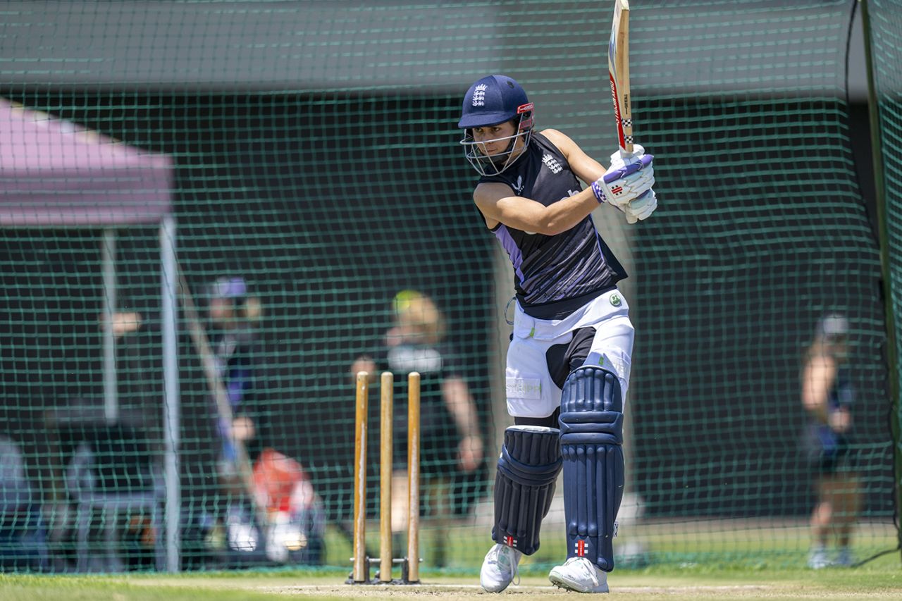 Maia Bouchier gets stuck into batting practice, Midrand, November 19, 2024