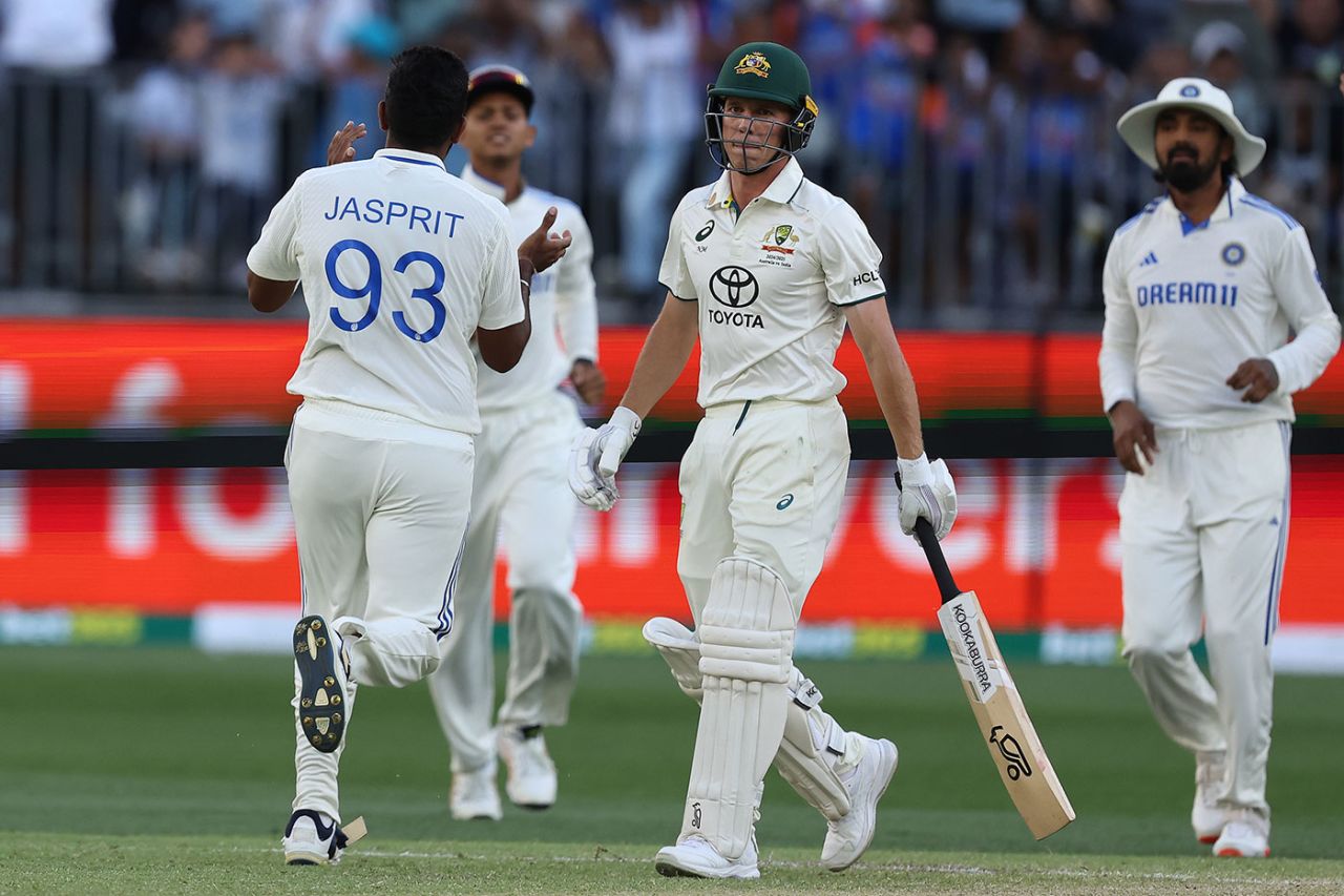 Nathan McSweeney fell in the first over against Jasprit Bumrah, Australia vs India, 1st Test, Perth, 3rd day, November 24, 2024