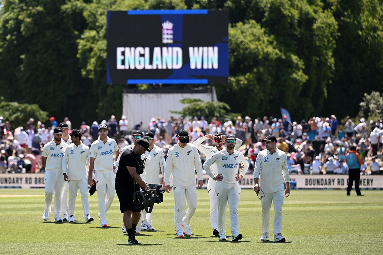 Tom Latham had plenty to think about after a heavy defeat, New Zealand vs England, 1st Men's Test, 4th day, Christchurch, December 1, 2024