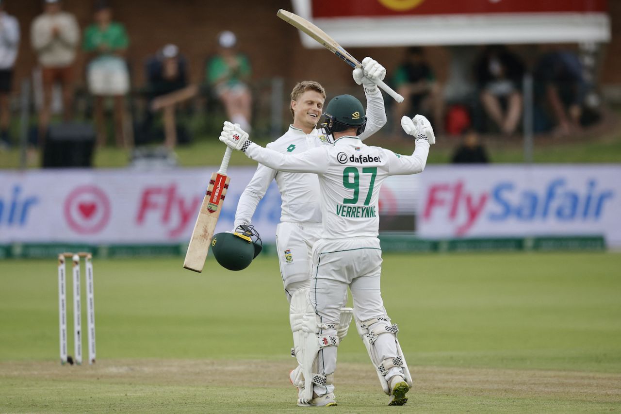 Ryan Rickelton reached his maiden century during a healthy stand with Kyle Verreynne, South Africa vs Sri Lanka, 2nd Test, Gqeberha, 1st day, December 5, 2024