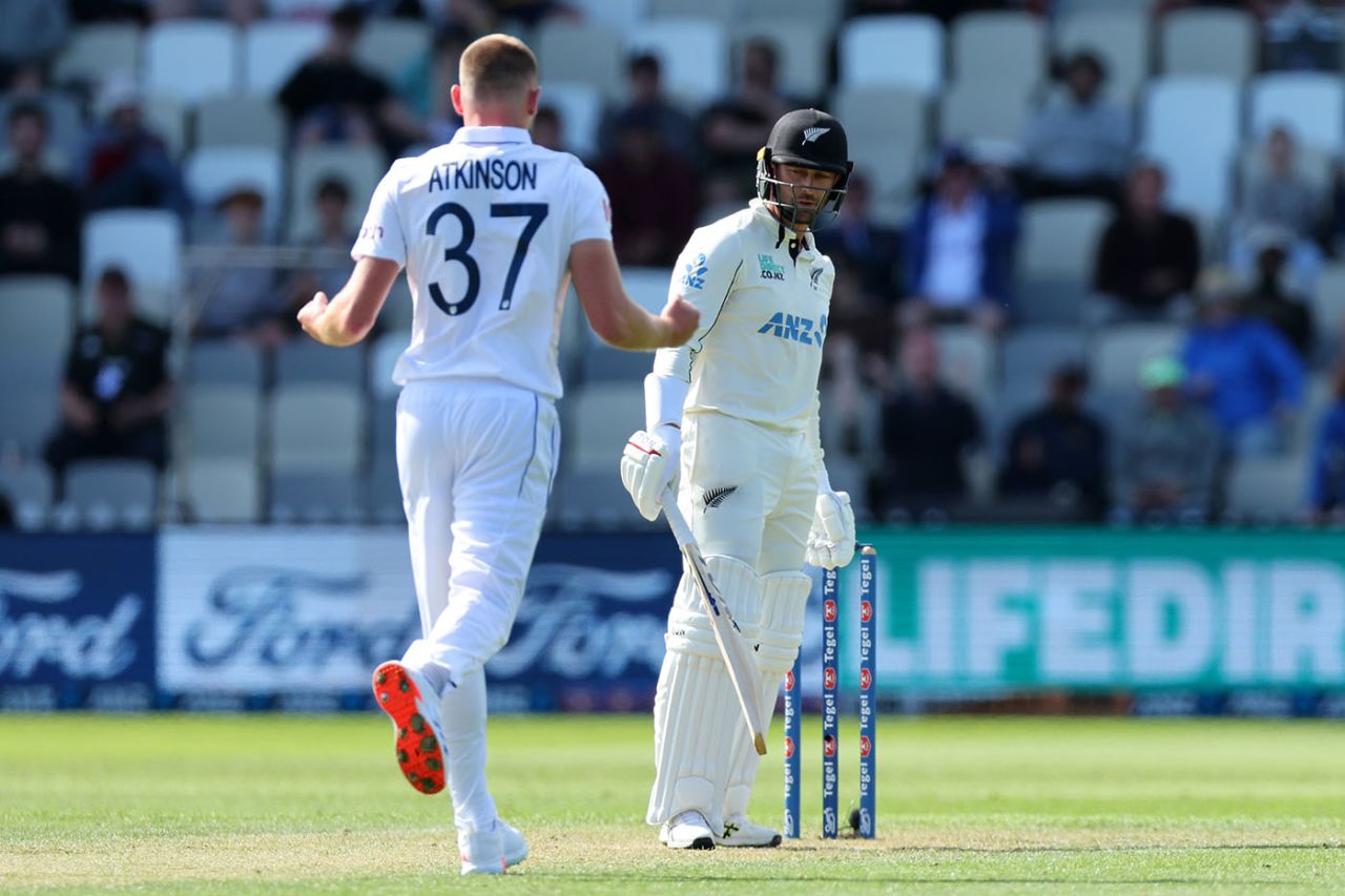Gus Atkinson dismisses Devon Conway, New Zealand vs England, 2nd Test, Wellington, 1st day, December 6, 2024