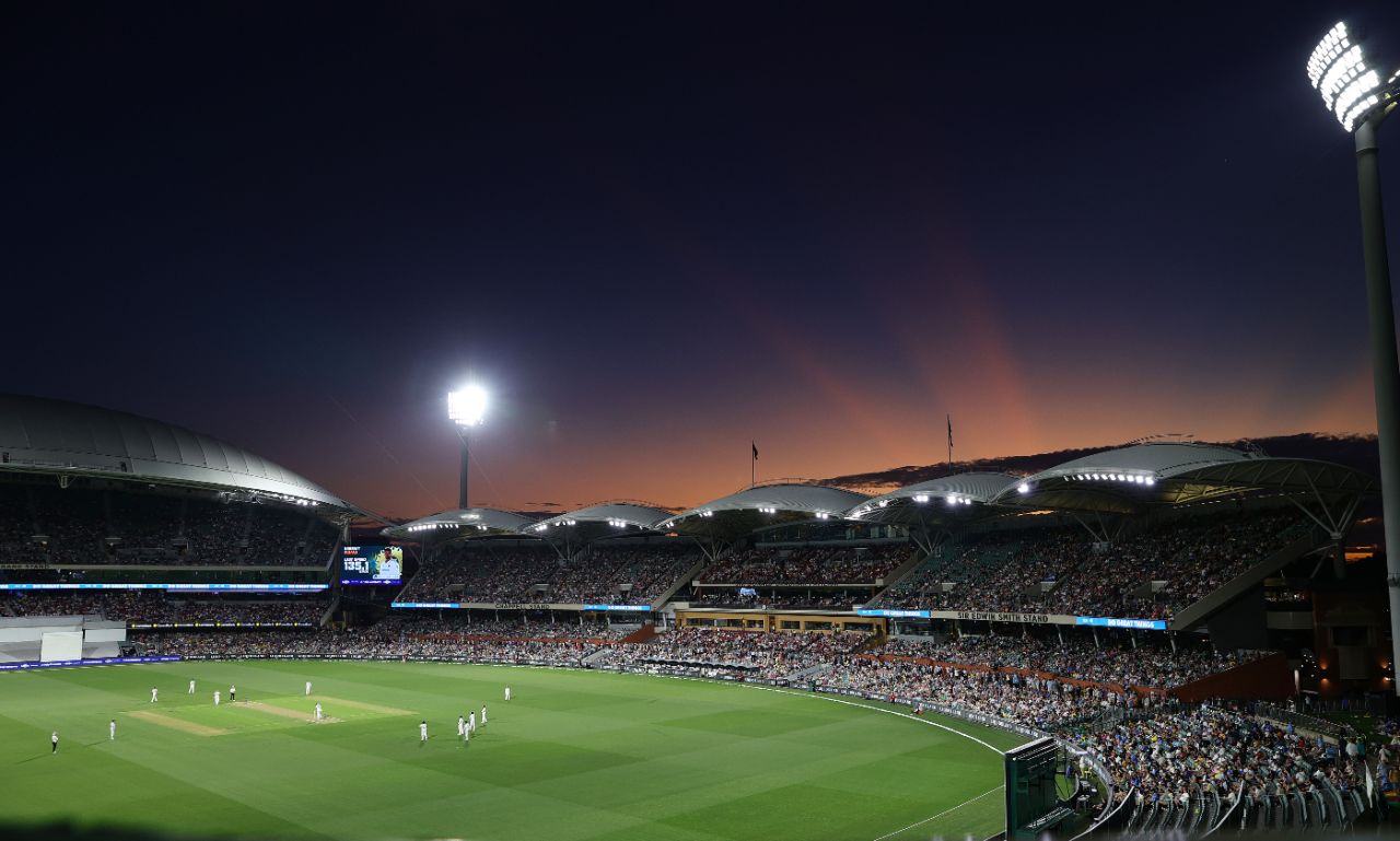 The sun sets on day one of the pink-ball Test at Adelaide Oval, Australia vs India, 2nd Test, Adelaide, 1st day, December 6, 2024