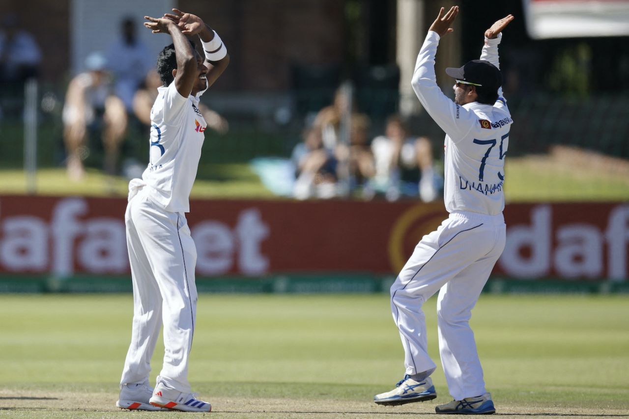 Vishwa Fernando celebrates with Dhananjaya de Silva after striking post-tea, South Africa vs Sri Lanka, 2nd Test, Gqeberha, 3rd day, December 7, 2024