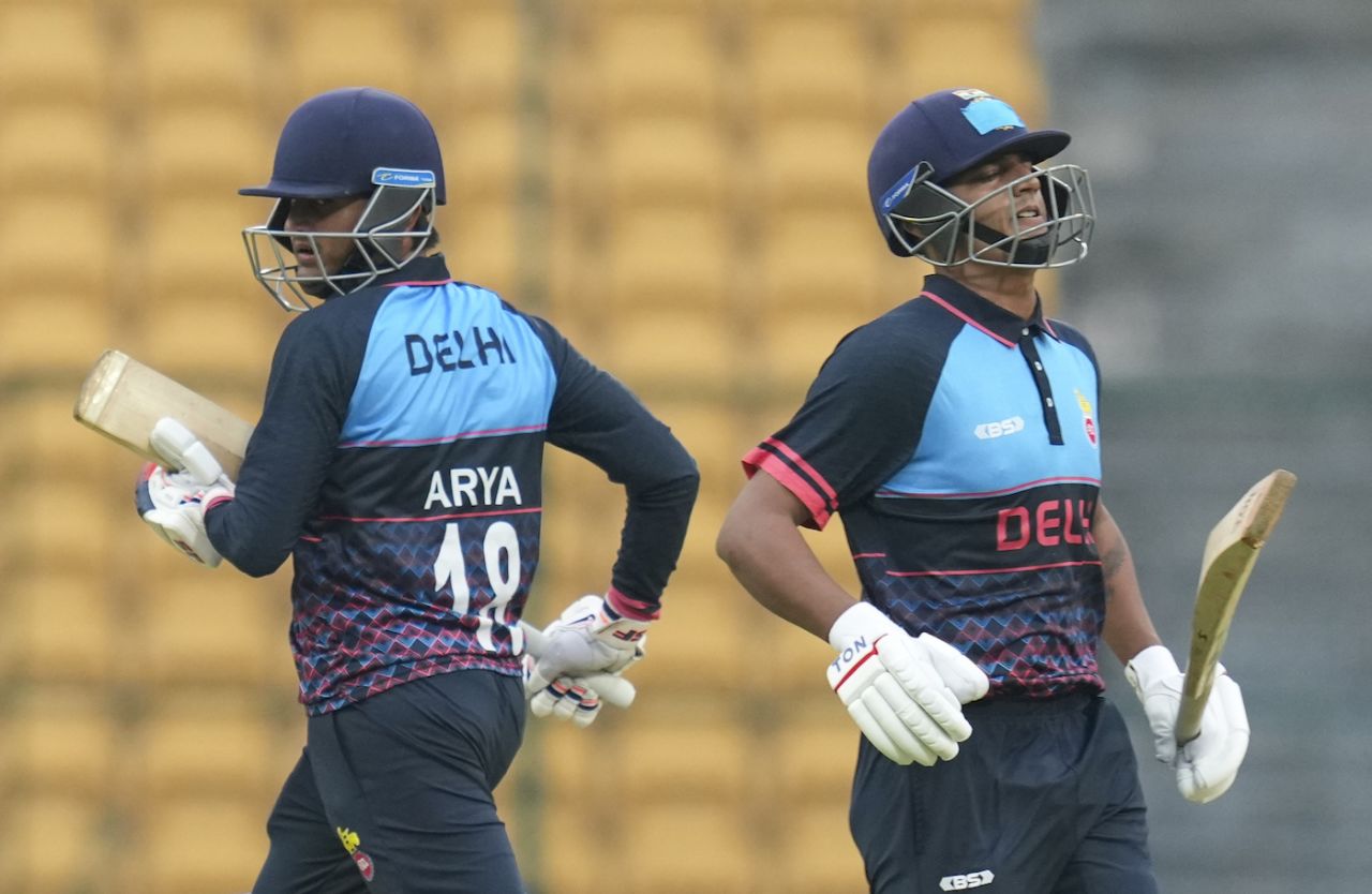 Priyansh Arya and Yash Dhull put on an opening stand of 81 off 61 balls, Syed Mushtaq Ali Trophy, Quarter Final, Bengaluru December 11, 2024