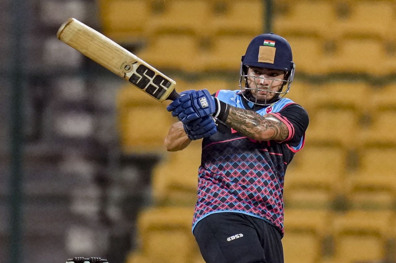 Anuj Rawat hit three fours and a six in his unbeaten 33, Madhya Pradesh vs Delhi, semi-final, Syed Mushtaq Ali Trophy, Bengaluru, December 13, 2024