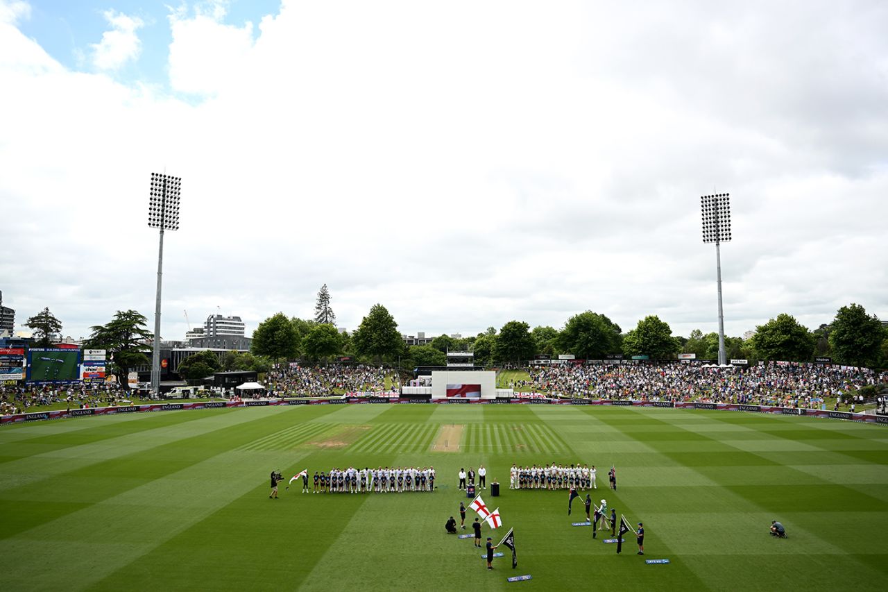 The teams line up for the anthems, New Zealand vs England, 3rd Test, Hamilton, 1st day, December 14, 2024