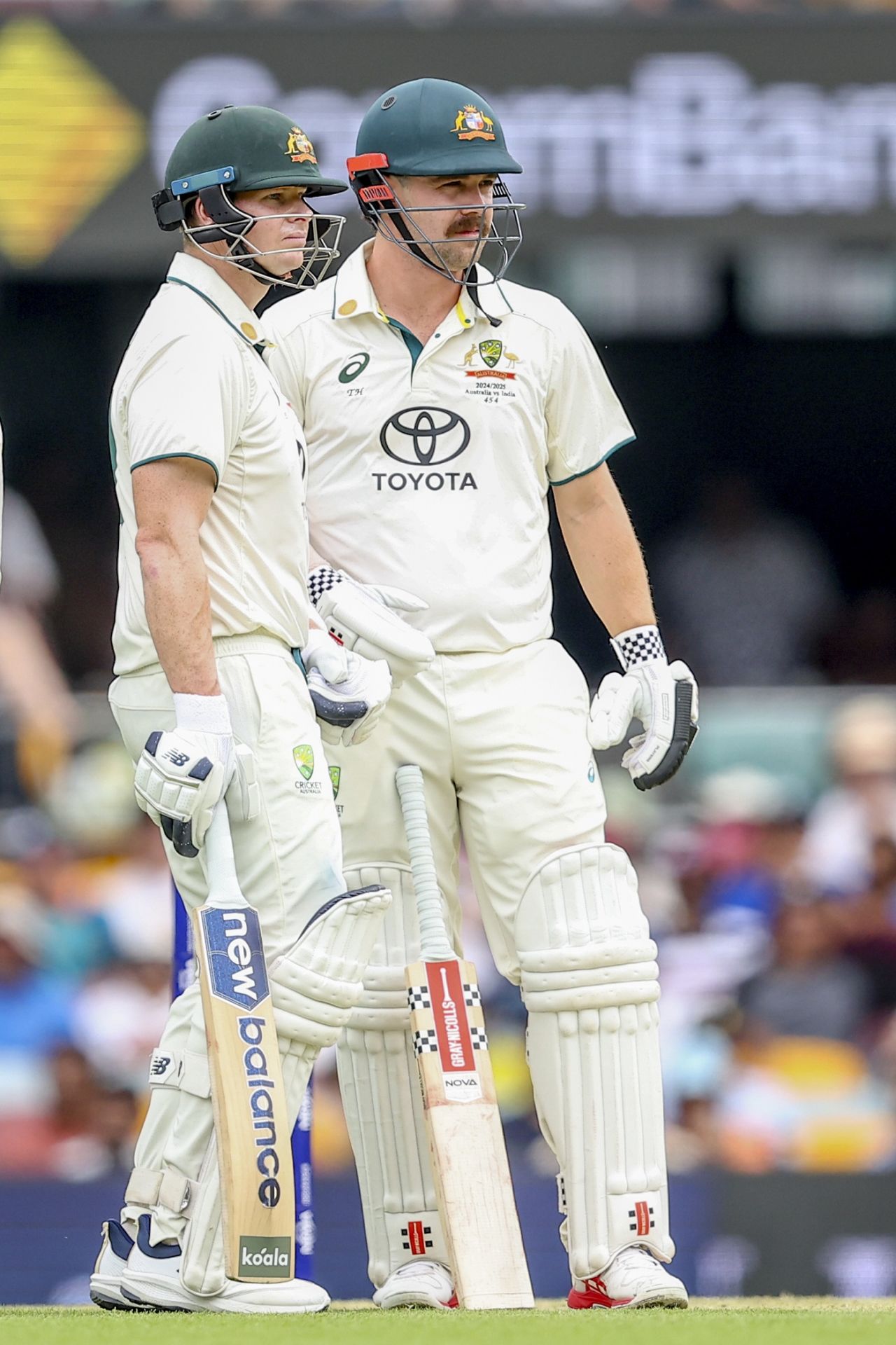 Steven Smith and Travis Head put up a solid fourth wicket partnership for Australia | sportzpoint.com