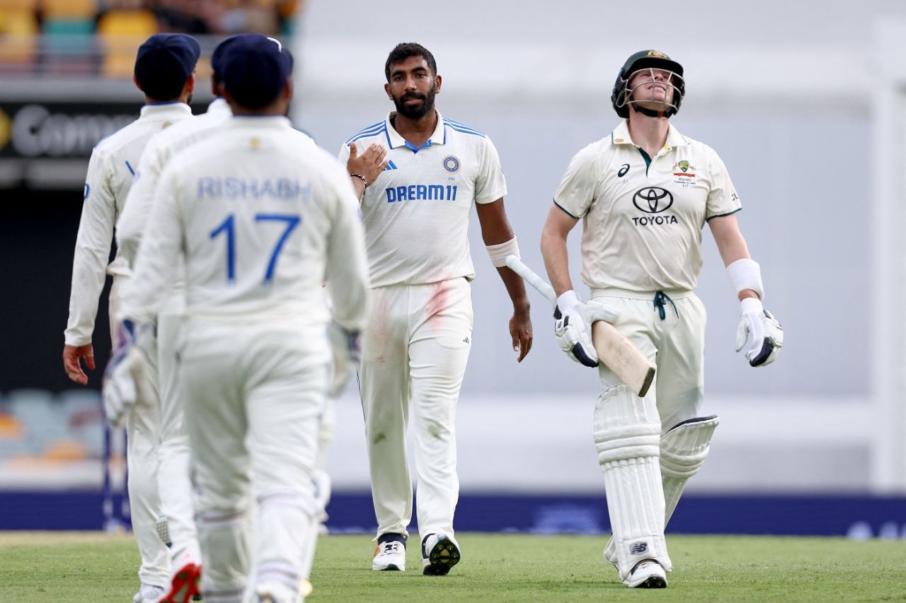 Jasprit Bumrah dismissed Steven Smith to end a huge stand, Australia vs India, 3rd Test, Brisbane, 2nd day, December 15, 2024