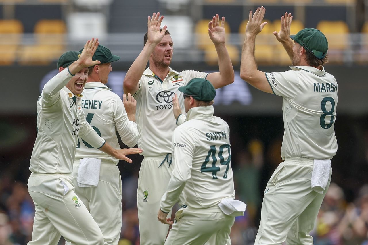 Josh Hazlewood marked his return with the big wicket of Virat Kohli Australia vs India, 3rd Test, Brisbane, 3rd day, December 16, 2024