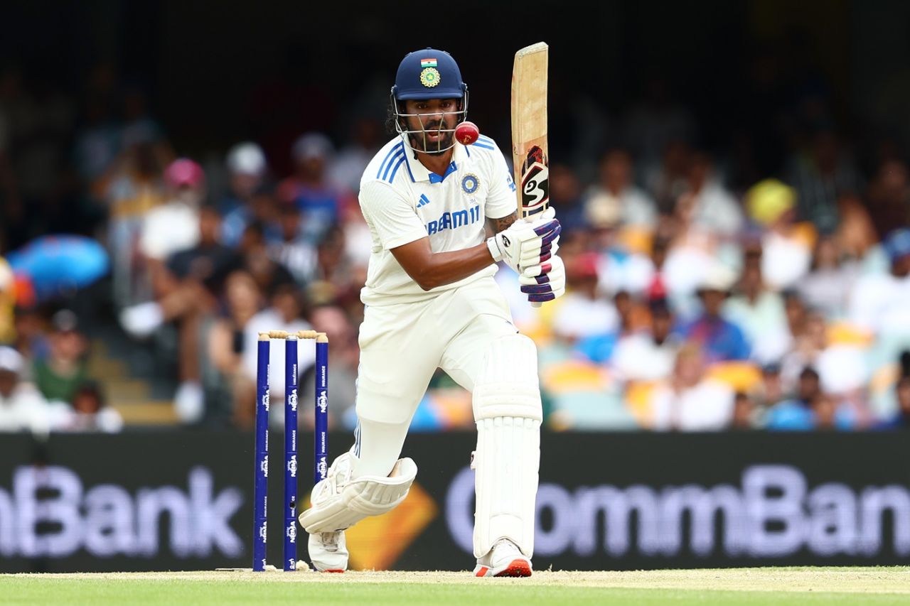 AUS vs IND Border-Gavaskar Trophy Third Test at Gabba LIVE Updates | KL Rahul looked good for India in the first inning | sportzpoint.com