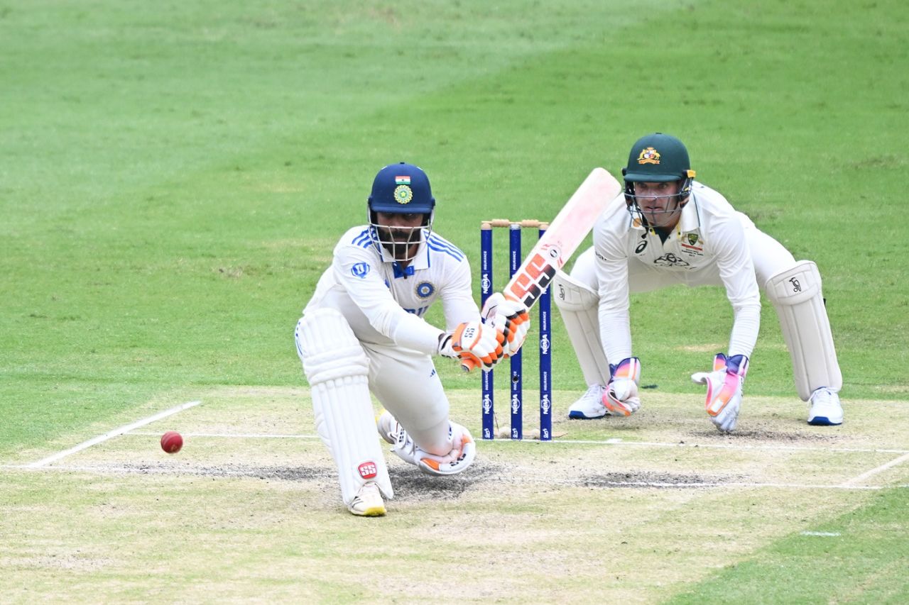 Ravindra Jadeja gets down to sweep, Australia vs India, 3rd Test, Brisbane, 4th day, December 17, 2024