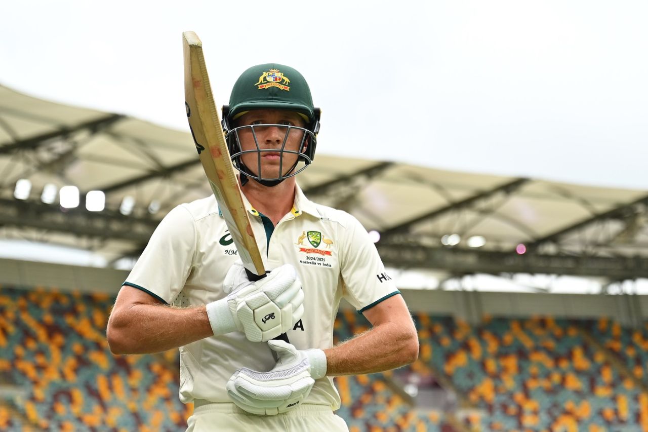 Nathan McSweeney was geared up but a weather interruption forced him back to the dressing room, Australia vs India, 3rd Test, Brisbane, 5th day, December 18, 2024