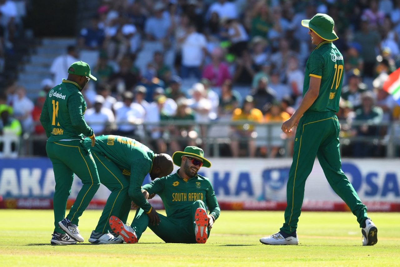 Aiden Markram managed to hold on to a fierce Babar Azam pull, South Africa vs Pakistan, 2nd ODI, Cape Town, December 19, 2024