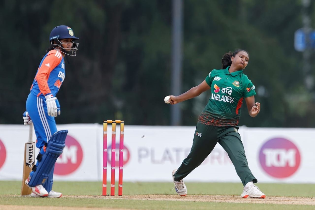 Bangladesh restricted India to 117 for 7, India Women Under-19s vs Bangladesh Women Under-19s, Final, U19 Women's T20 Asia Cup, Kuala Lumpur