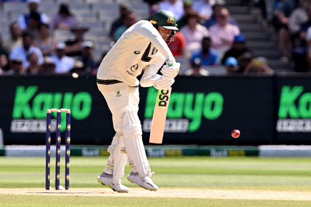 Usman Khawaja was beaten a few times outside off early on, Australia vs India, 4th Test, Melbourne, 4th day, December 29, 2024