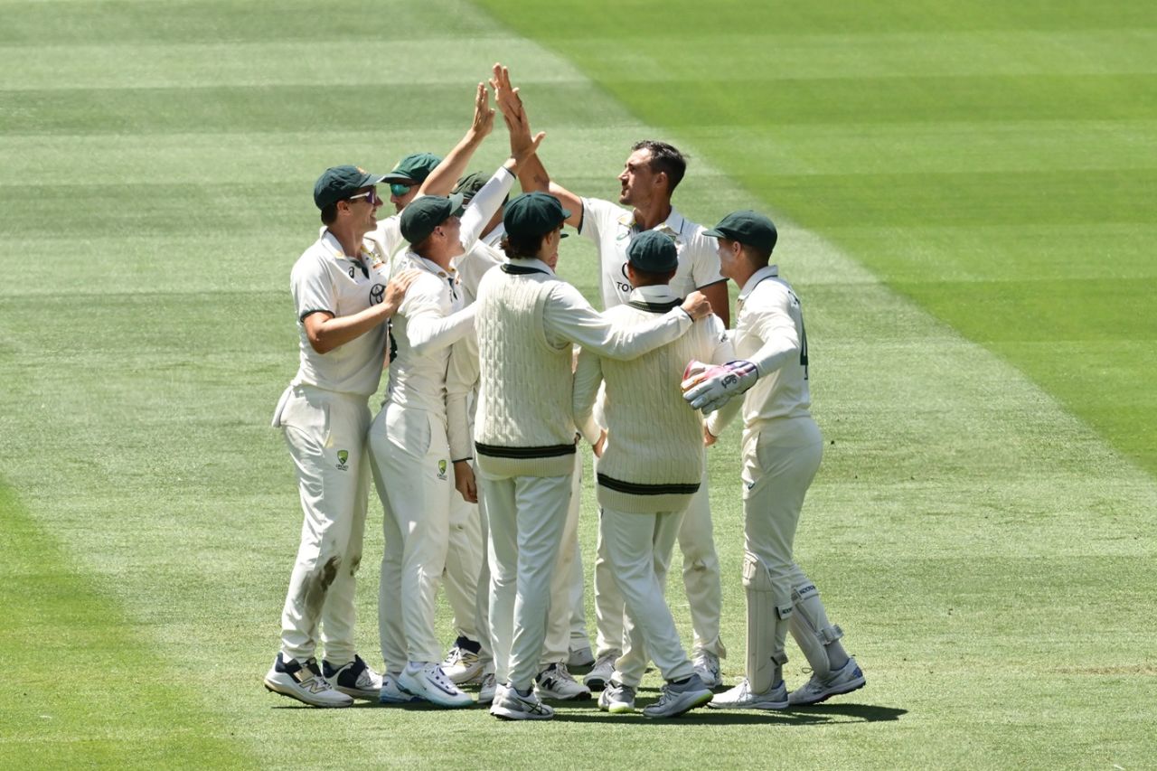 Mitchell Starc celebrates Virat Kohli's wicket, Australia vs India, 4th Test, Melbourne, ICC World Test Championship, Day 5, December 30, 2024