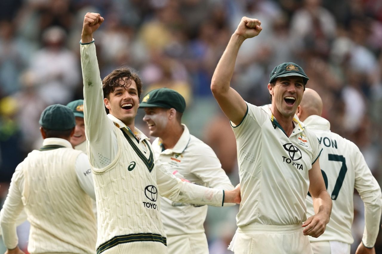 Sam Konstas and Pat Cummins celebrate Australia's win, Australia vs India, 4th Test, Melbourne, 5th day, December 30, 2024