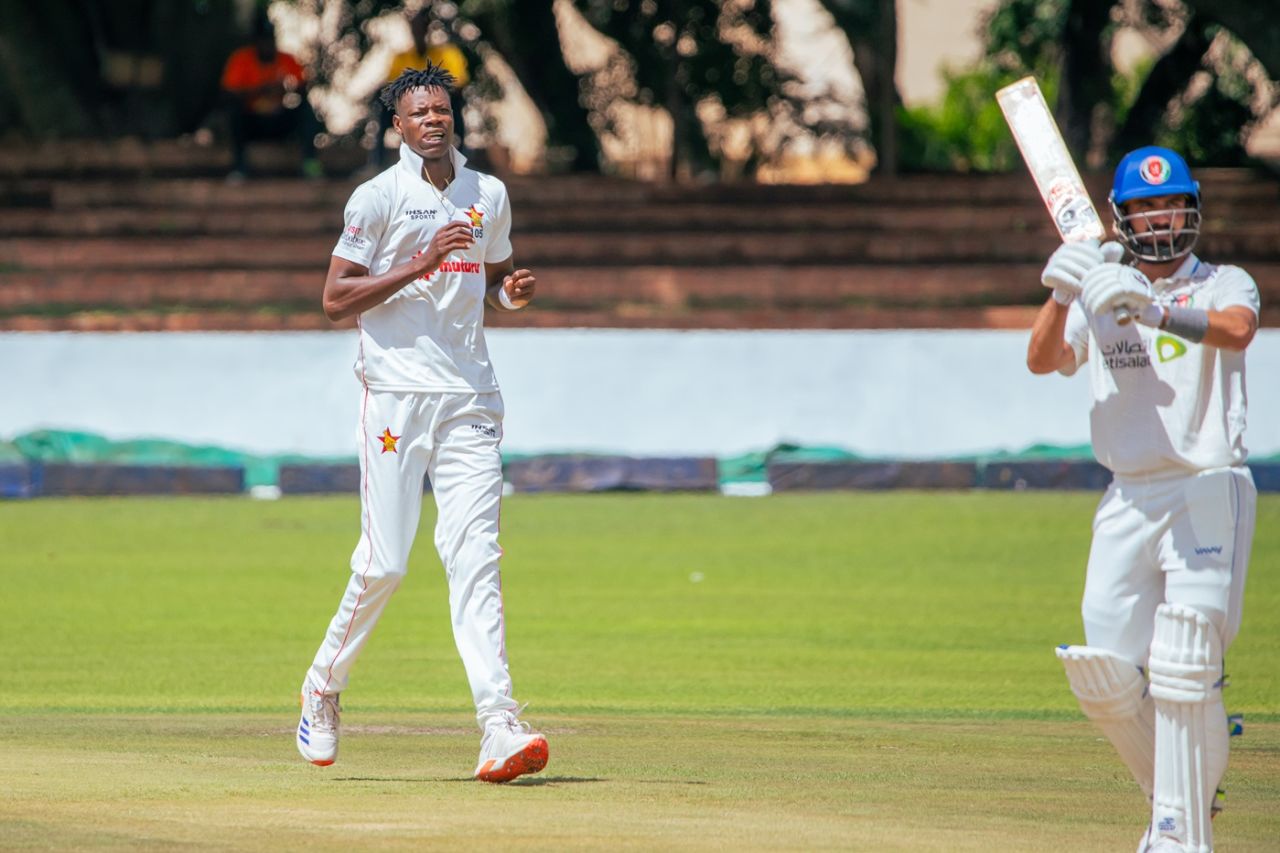 Blessing Muzarabani in action, Zimbabwe vs Afghanistan, 2nd Test, Bulawayo, 1st day, January 2, 2025