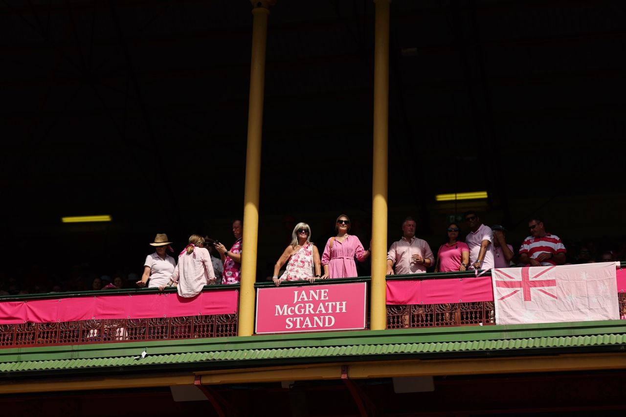 Fans turned up in pink on day three of the SCG Test, Australia vs India, 5th Test, Sydney, Day 3, January 5, 2024