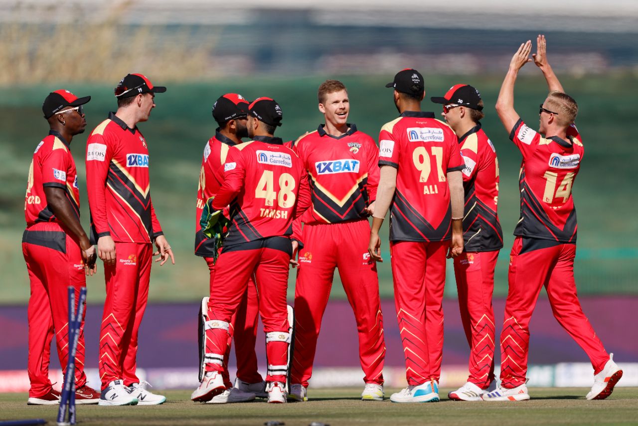 Captain Lockie Ferguson struck an early blow for his side, Desert Vipers, Abu Dhabi Knight Riders vs Desert Vipers, ILT20 2025, Abu Dhabi, January 12, 2025